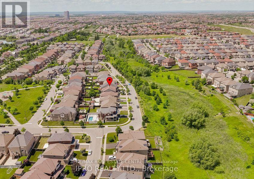 26 Maybeck Drive, Brampton, Ontario  L6X 0Z1 - Photo 49 - W12358857