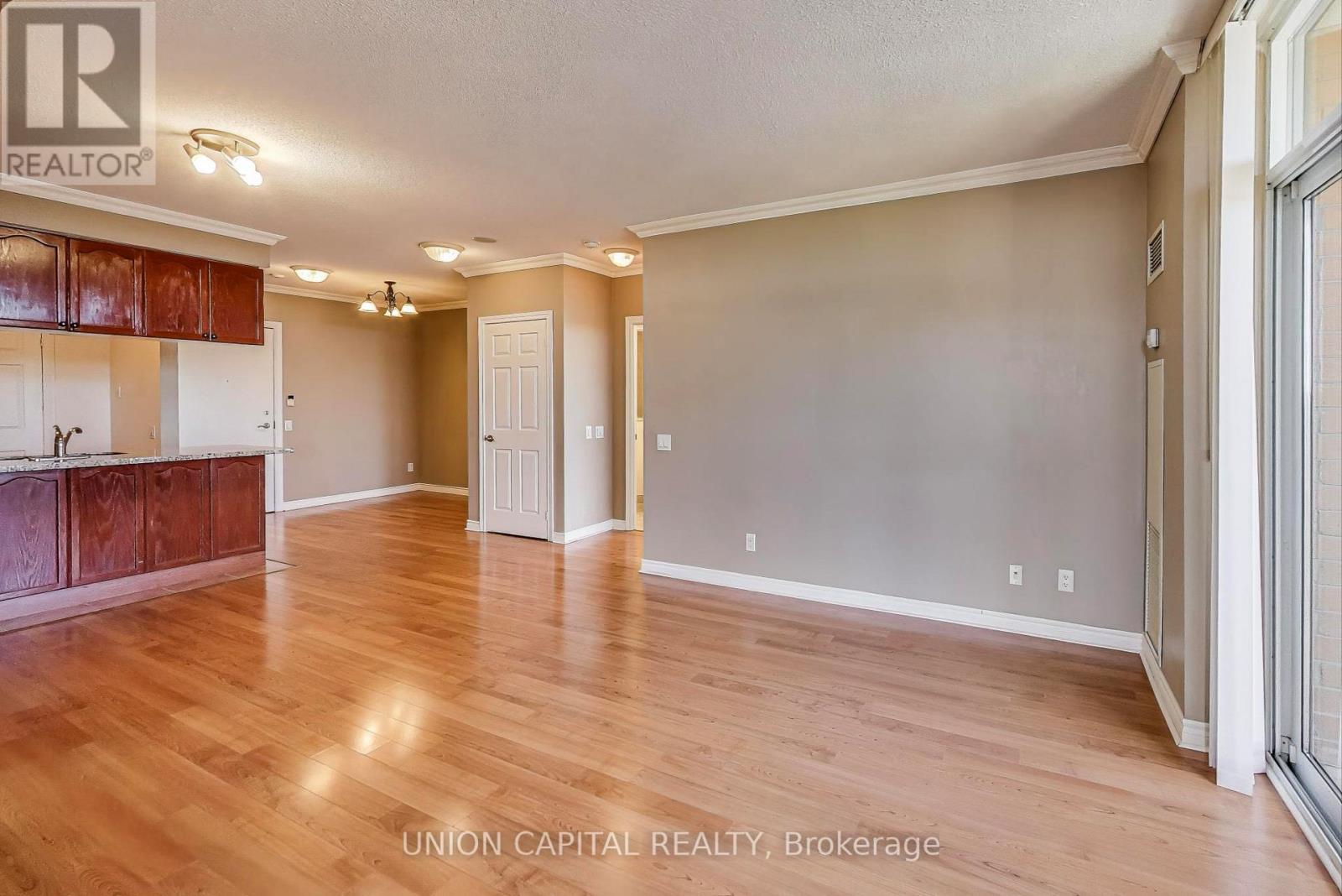 1104 - 5229 Dundas Street W, Toronto, Ontario  M9B 6L9 - Photo 12 - W12358879