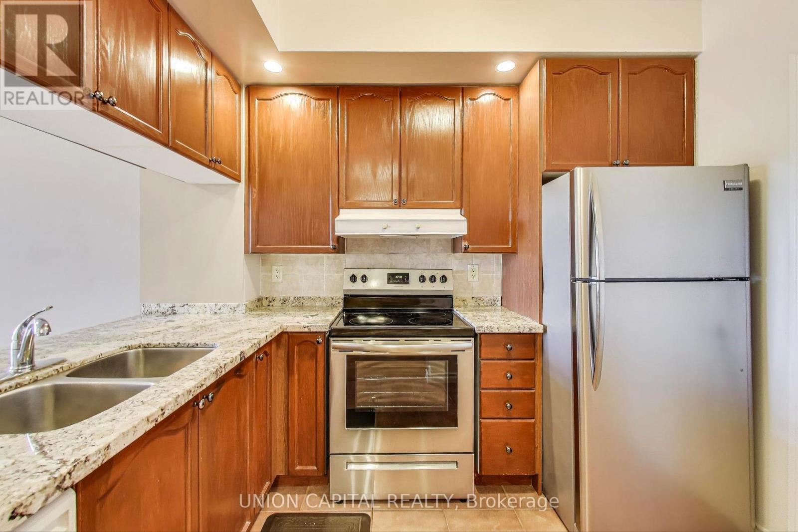 1104 - 5229 Dundas Street W, Toronto, Ontario  M9B 6L9 - Photo 16 - W12358879