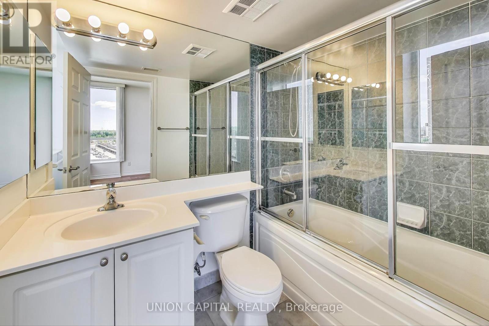 1104 - 5229 Dundas Street W, Toronto, Ontario  M9B 6L9 - Photo 21 - W12358879
