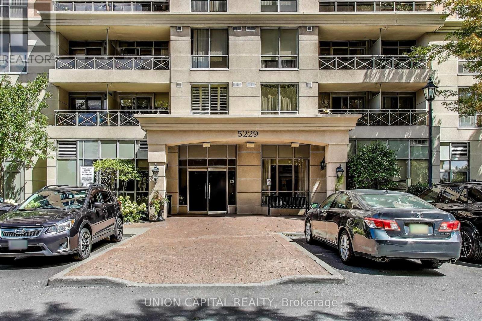 1104 - 5229 Dundas Street W, Toronto, Ontario  M9B 6L9 - Photo 5 - W12358879