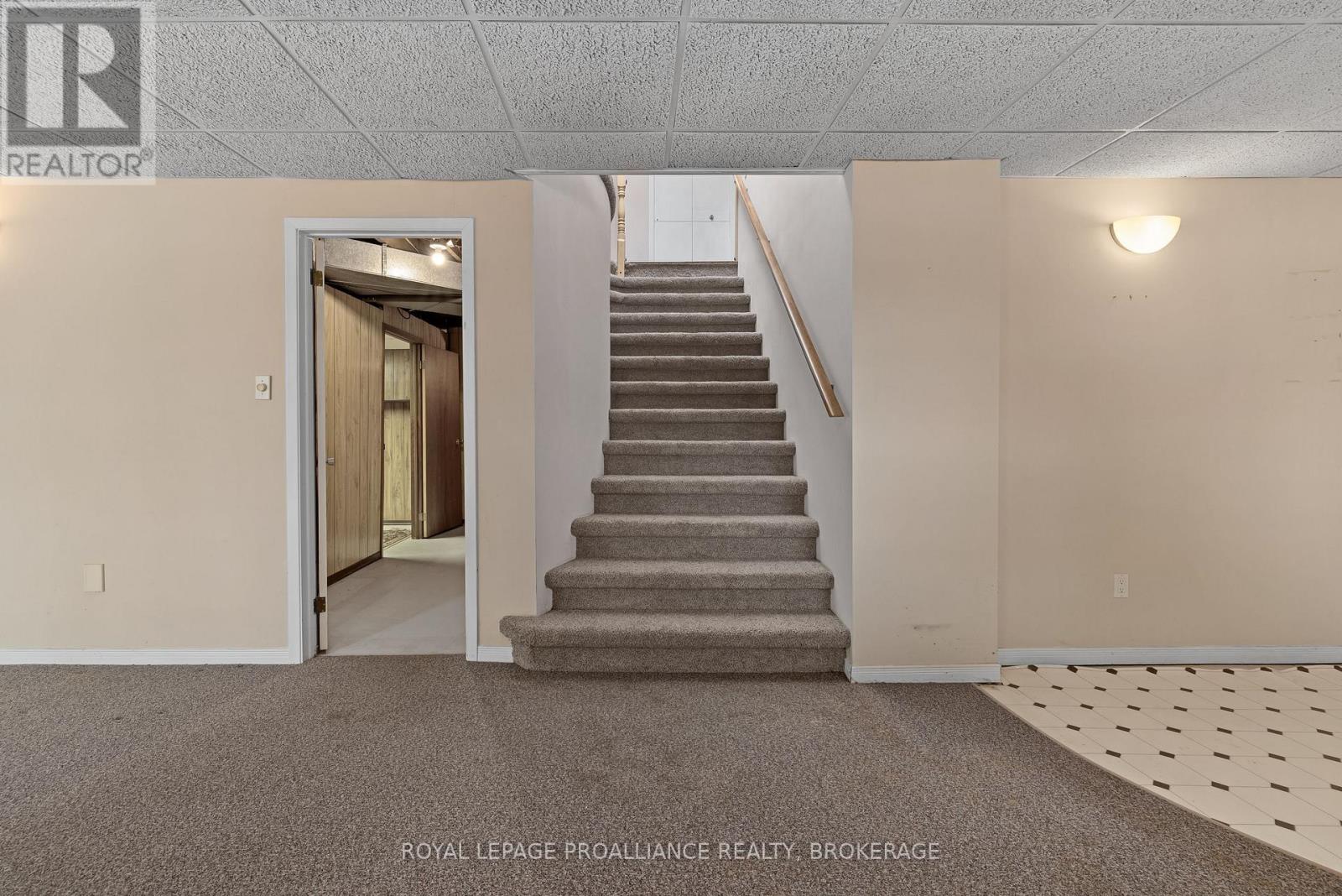 314 Nicholson Point Road, Loyalist, Ontario  K0H 1G0 - Photo 20 - X12357802