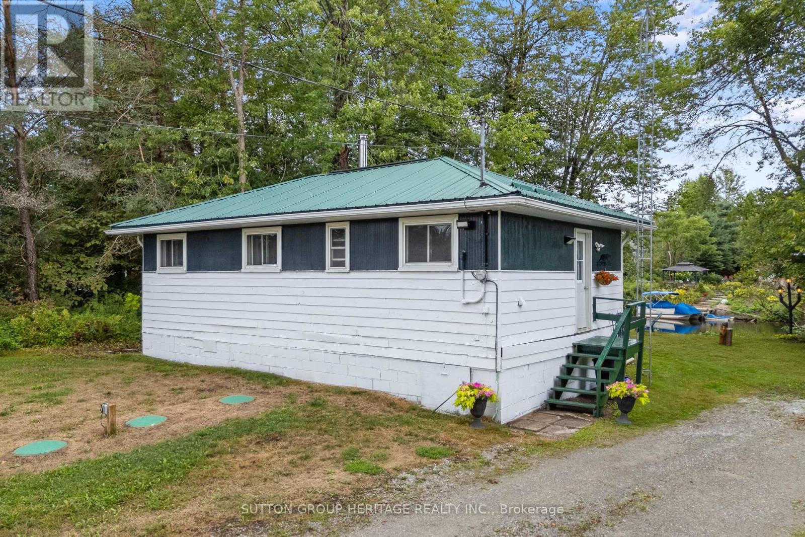 33 Crooked Court, Kawartha Lakes, Ontario  K0M 1C0 - Photo 3 - X12358894