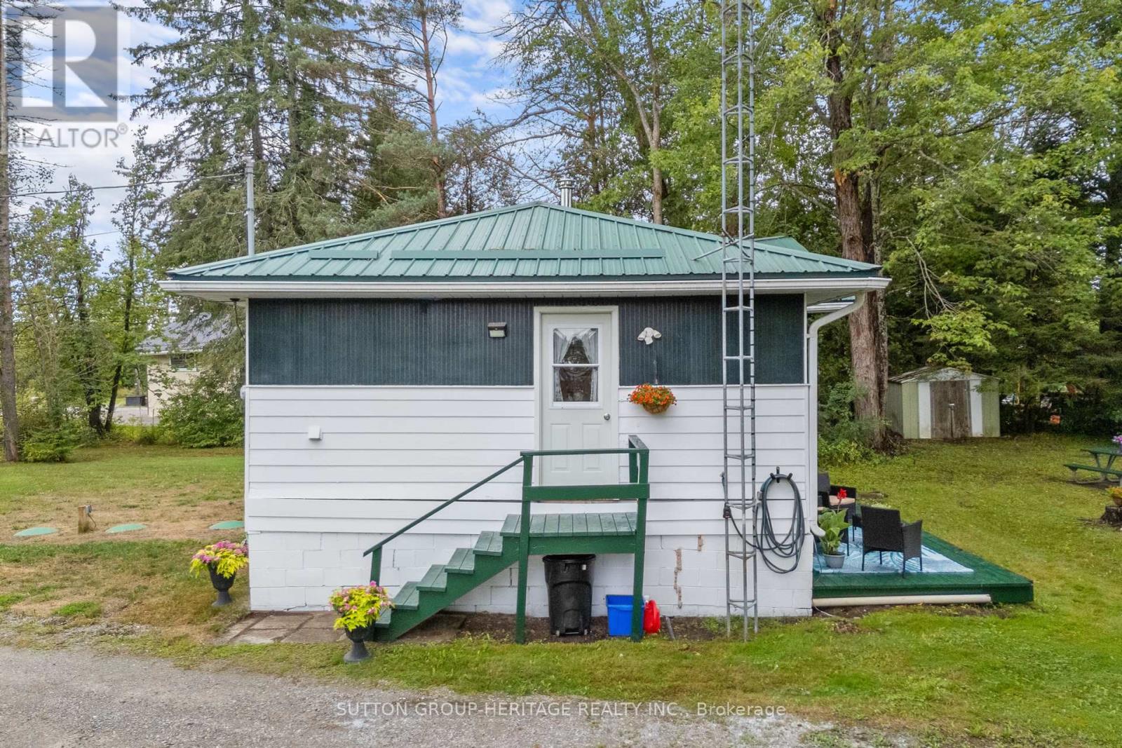 33 Crooked Court, Kawartha Lakes, Ontario  K0M 1C0 - Photo 5 - X12358894