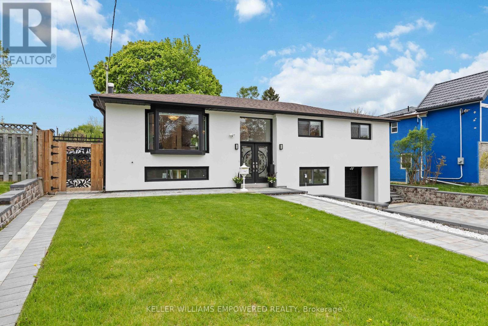 Property at 112 KINGSLAKE ROAD image 2