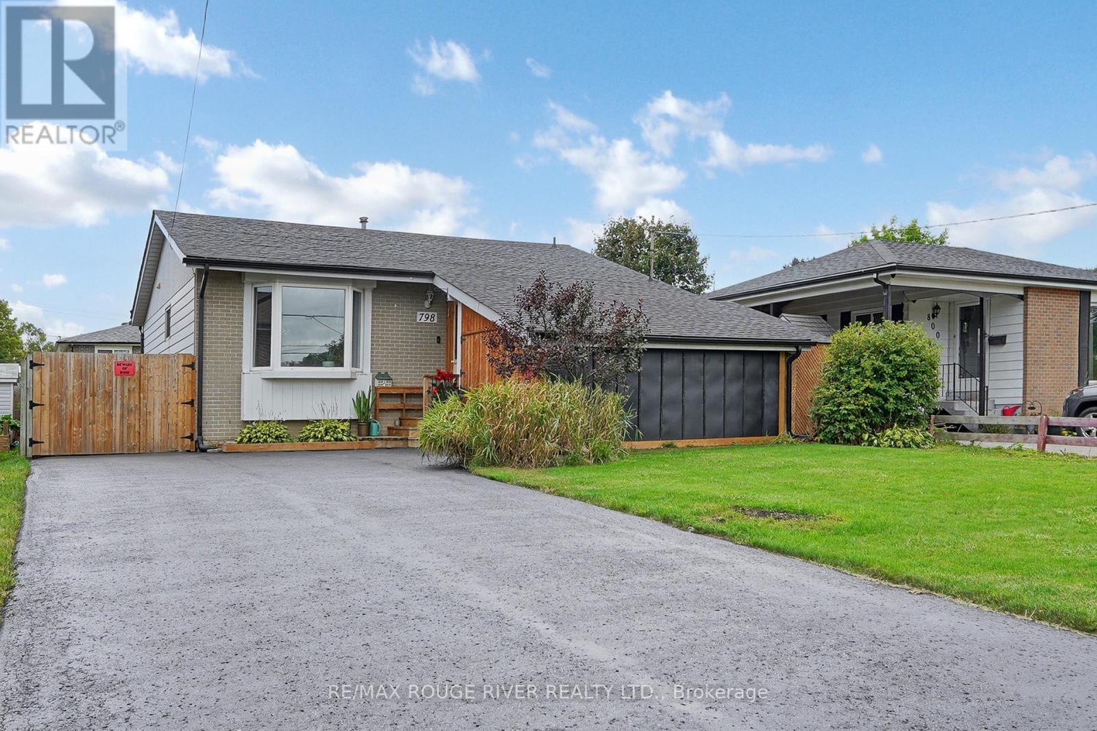 Property at 798 OLIVA STREET image 1