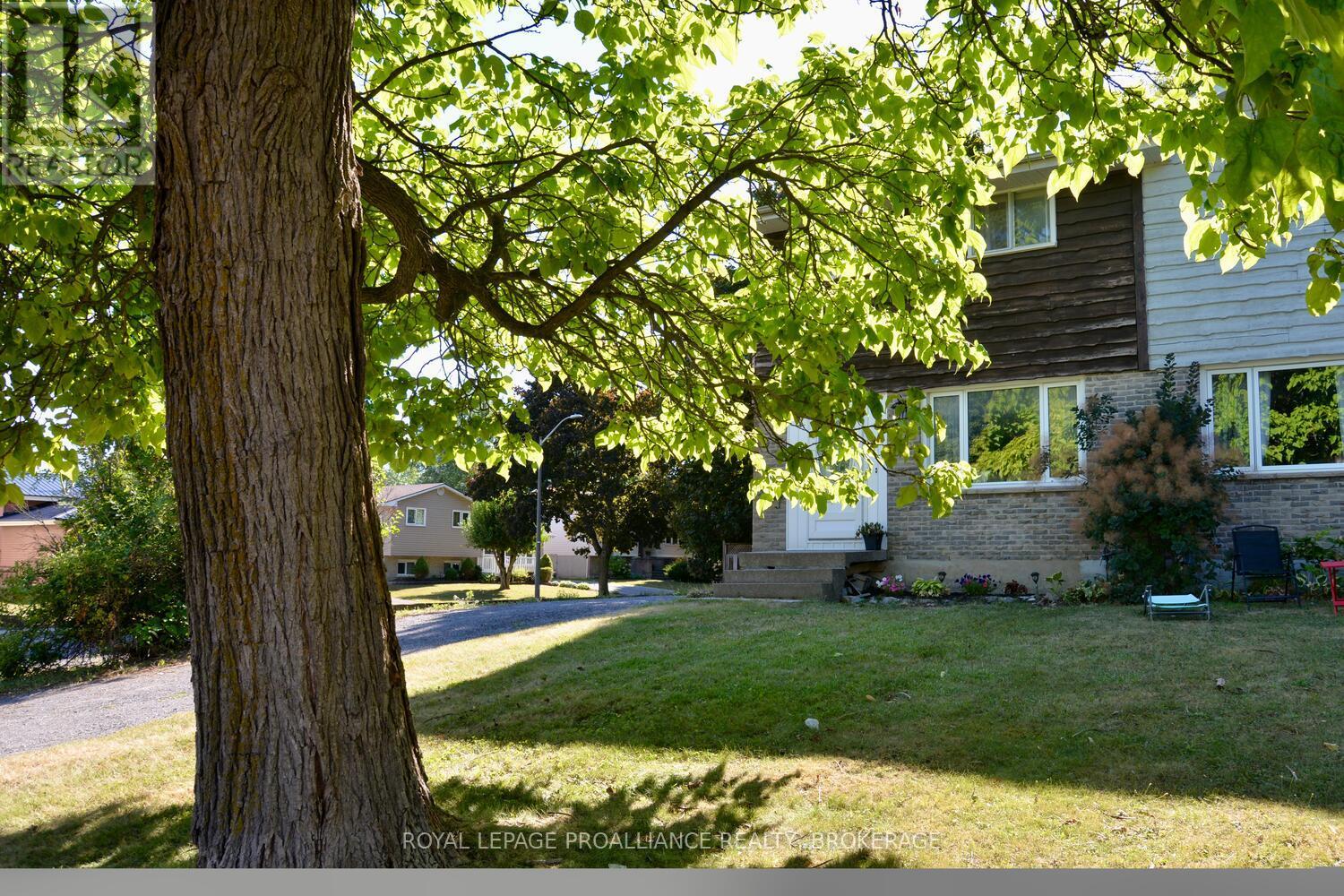 Property at 2 GUTHRIE DRIVE image 2