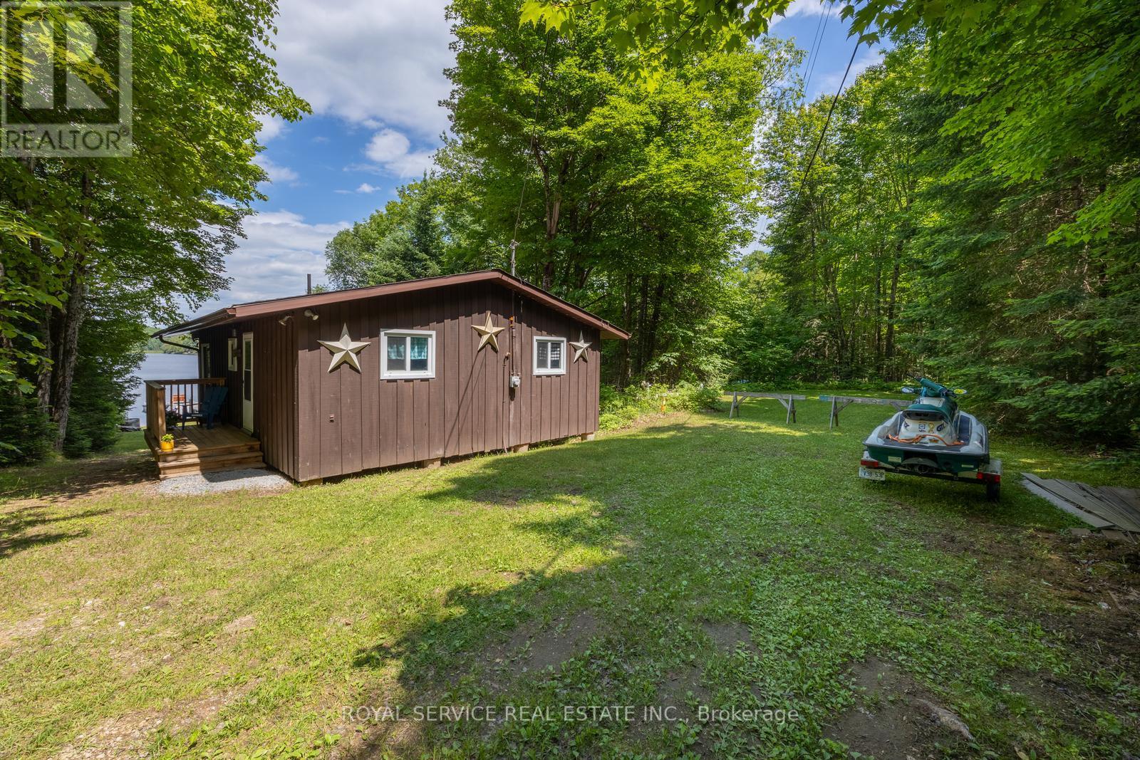 2104 Brady Lake Road, Minden Hills, Ontario  K0M 2K0 - Photo 12 - X12359107