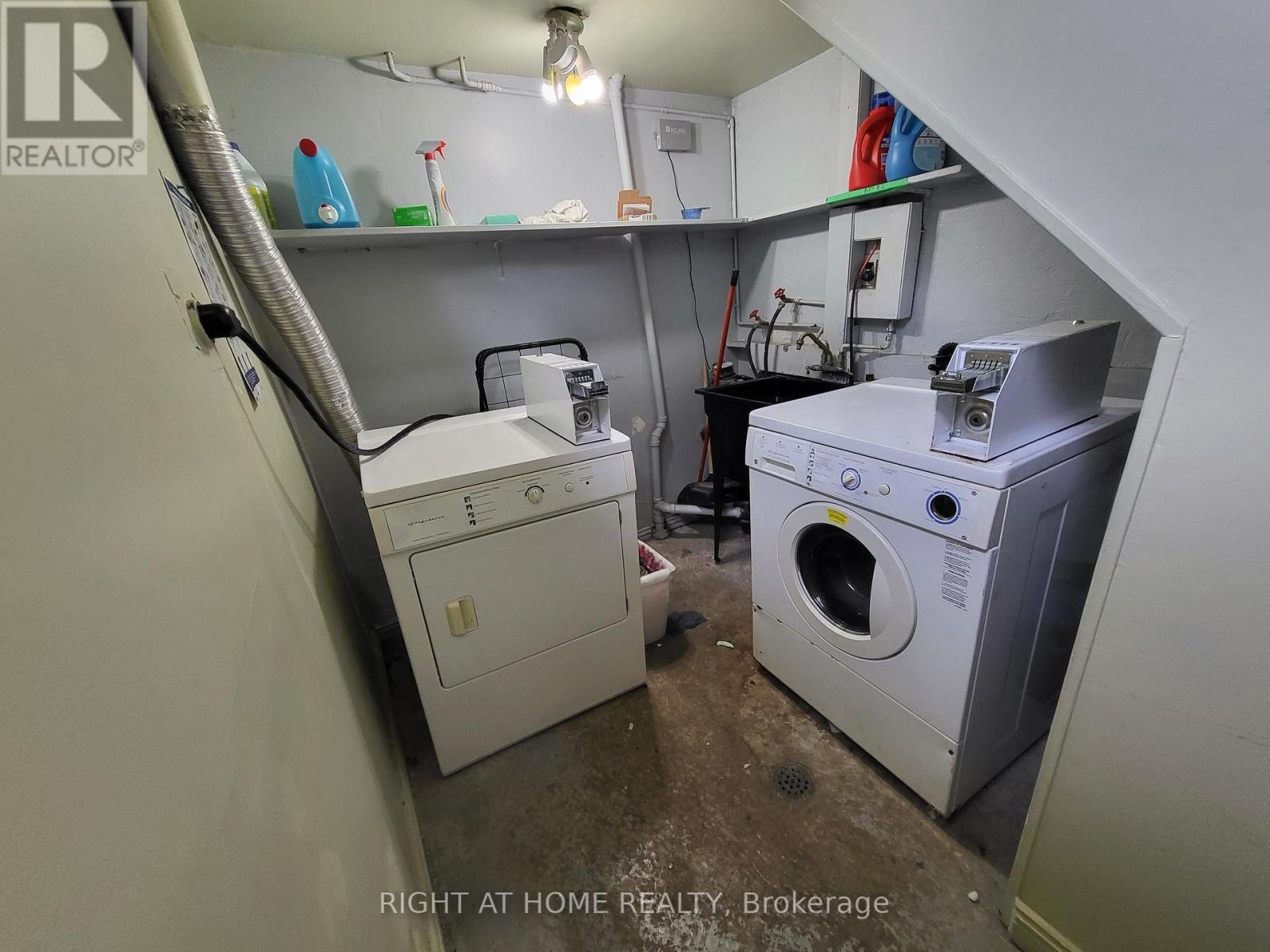 #1 - 2123 Lawrence Avenue W, Toronto, Ontario  M9M 1H7 - Photo 30 - W12358990
