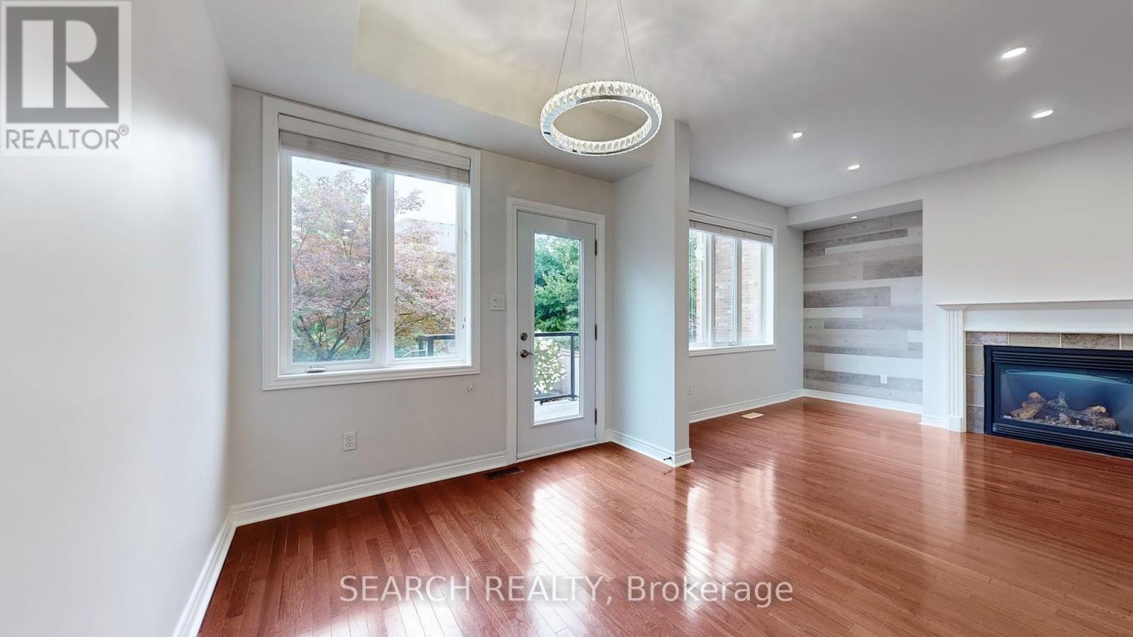 2280 Highcroft Road, Oakville, Ontario  L6M 4Y4 - Photo 11 - W12359031