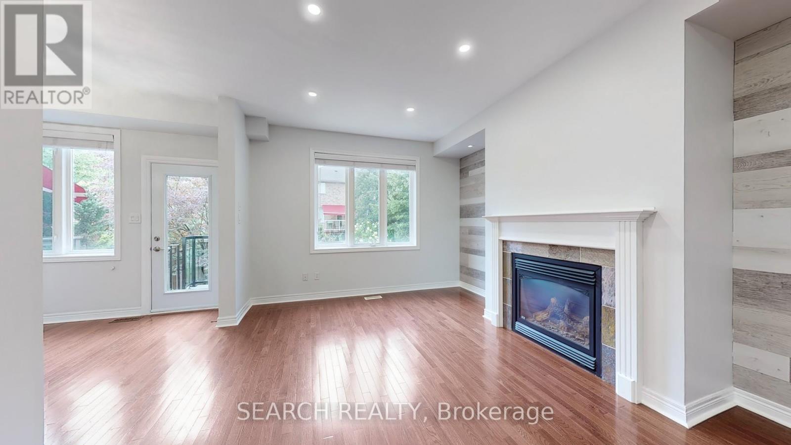 2280 Highcroft Road, Oakville, Ontario  L6M 4Y4 - Photo 3 - W12359031