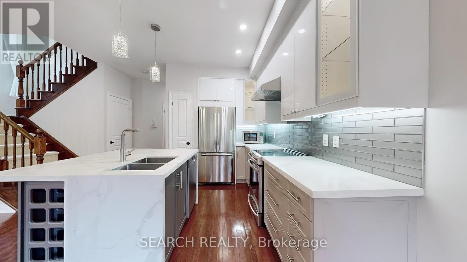 2280 Highcroft Road, Oakville, Ontario  L6M 4Y4 - Photo 8 - W12359031