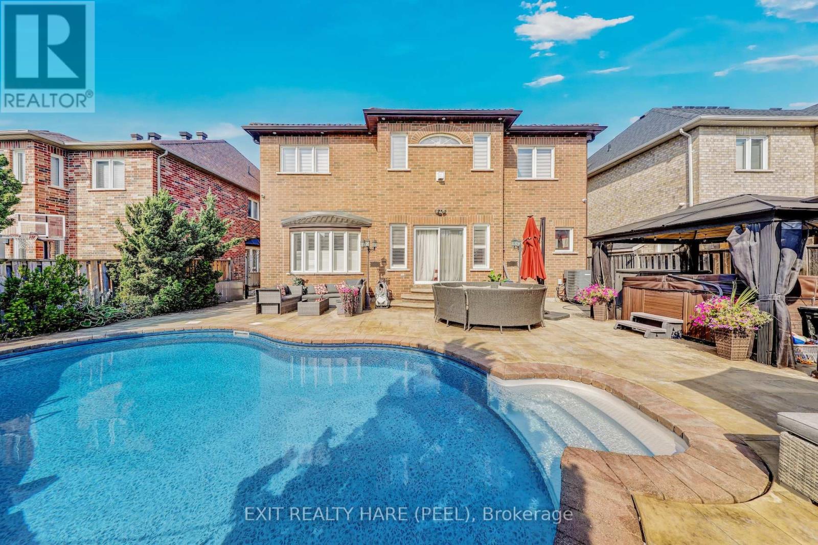Property at 23 FONTAINEBLEU ROAD image 5