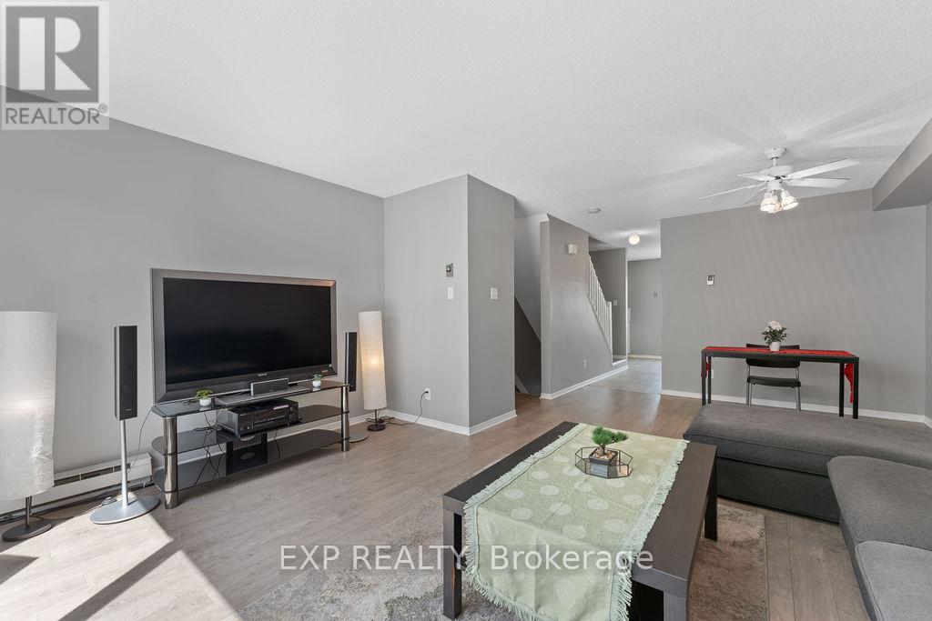 202 - 299 Castor Street, Russell, Ontario  K4R 1E9 - Photo 10 - X12359100