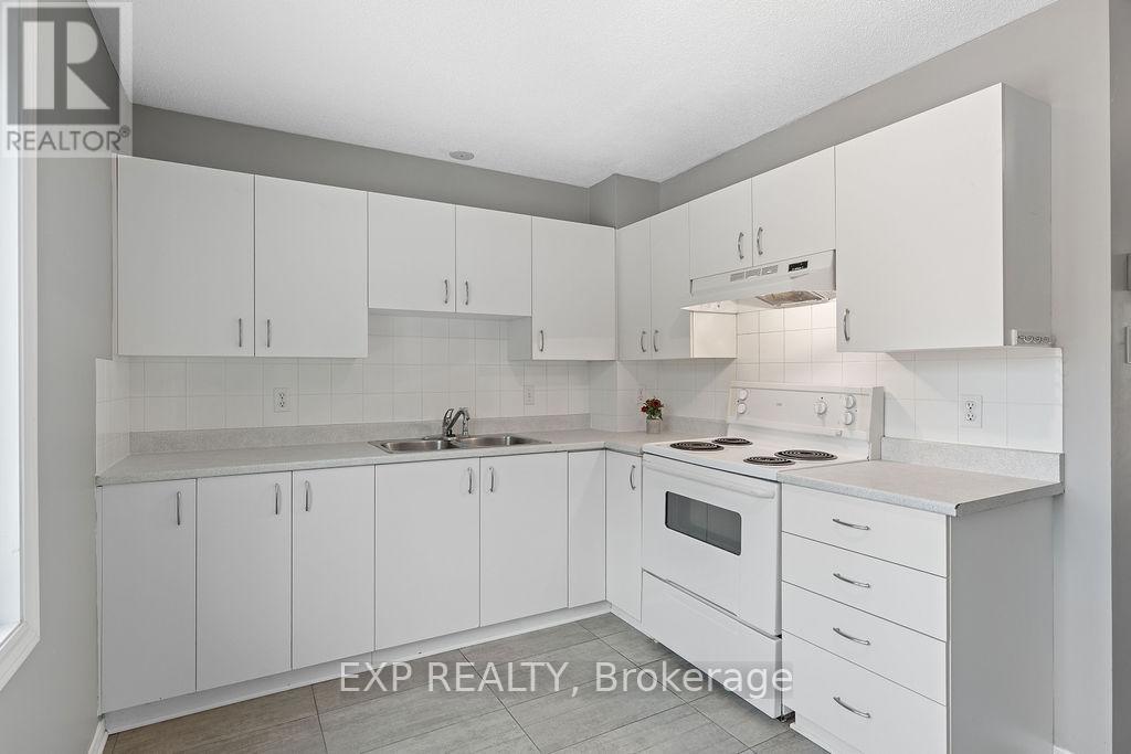 202 - 299 Castor Street, Russell, Ontario  K4R 1E9 - Photo 16 - X12359100