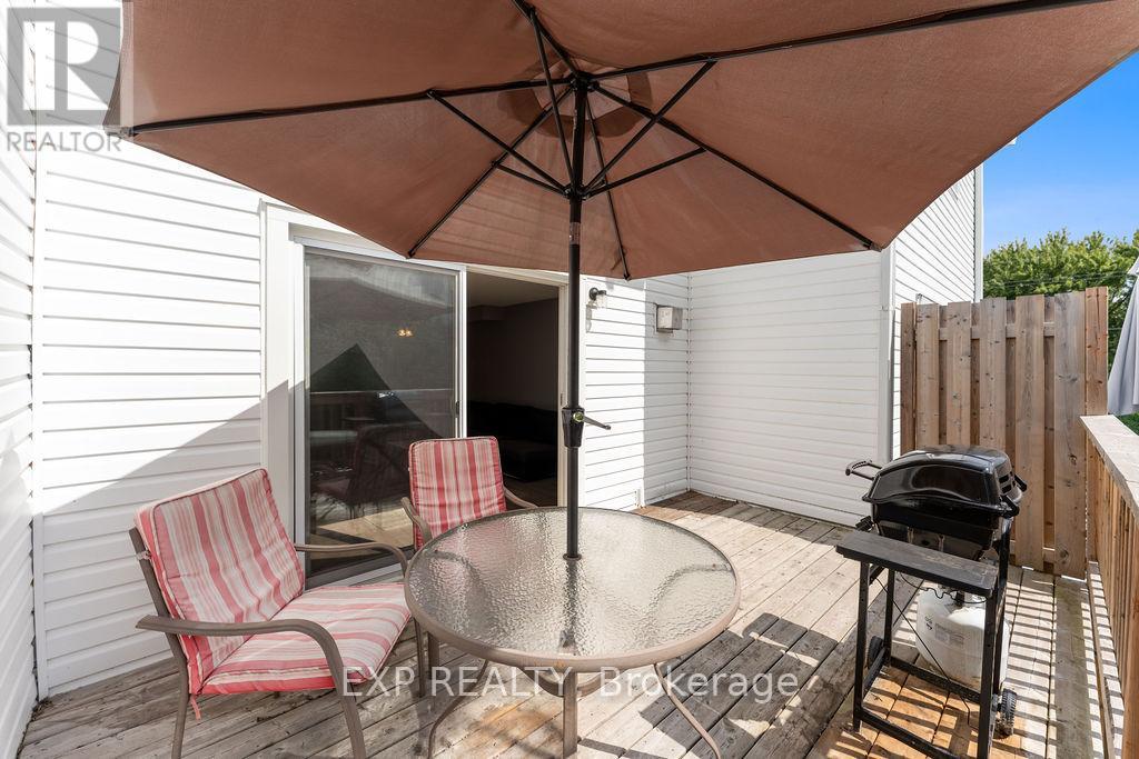 202 - 299 Castor Street, Russell, Ontario  K4R 1E9 - Photo 29 - X12359100