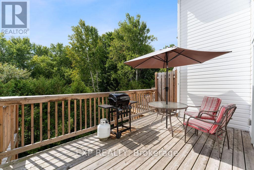 202 - 299 Castor Street, Russell, Ontario  K4R 1E9 - Photo 30 - X12359100