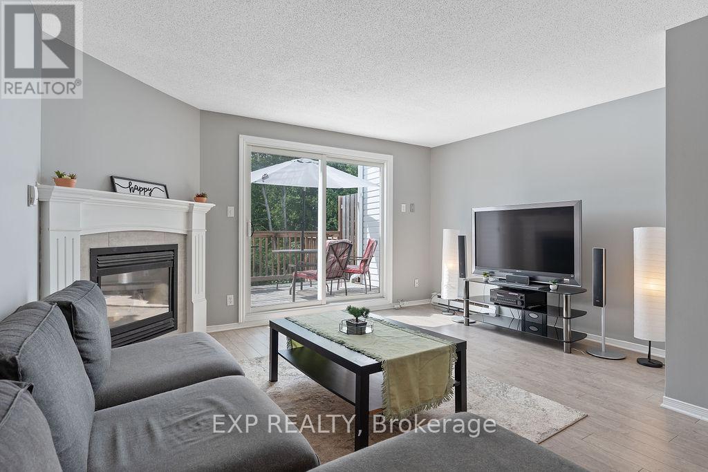 202 - 299 Castor Street, Russell, Ontario  K4R 1E9 - Photo 6 - X12359100