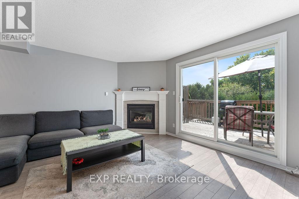 202 - 299 Castor Street, Russell, Ontario  K4R 1E9 - Photo 9 - X12359100