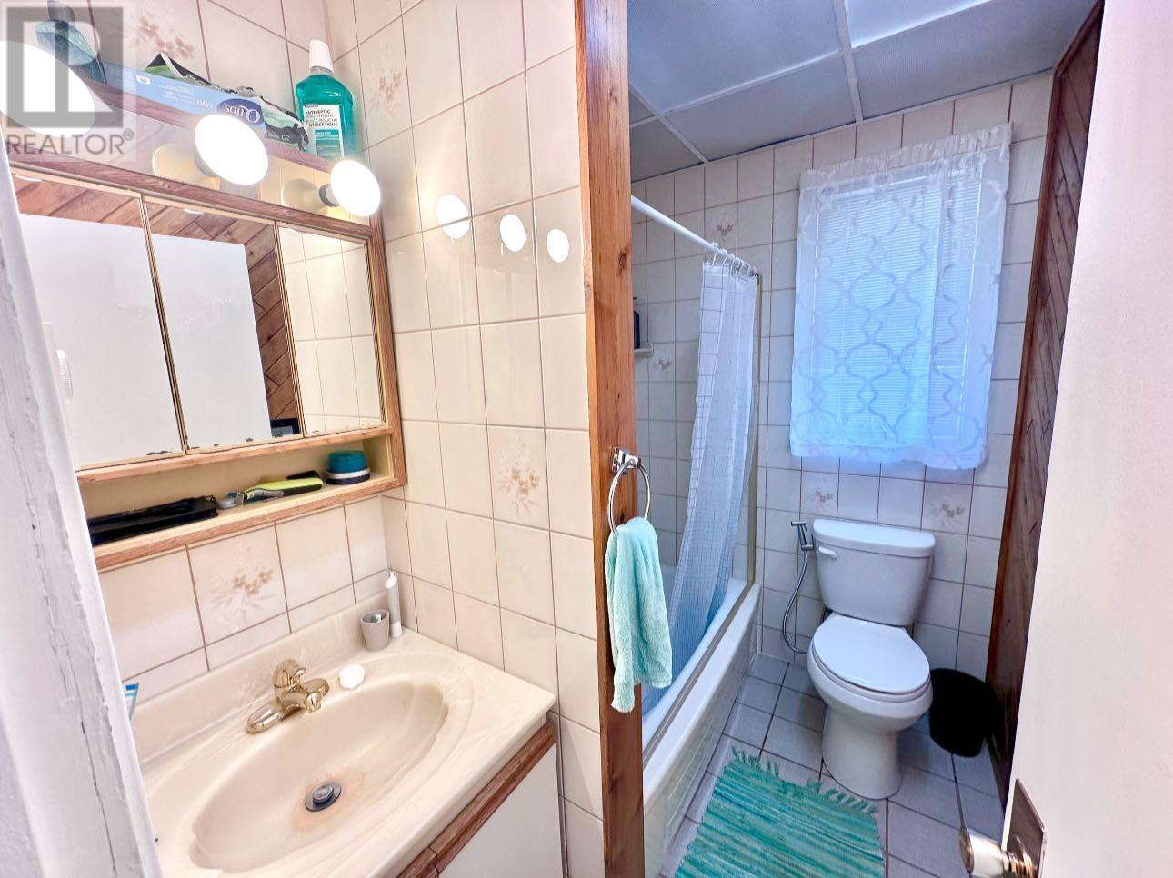 44 Ray Blvd, Thunder Bay, Ontario  P7B 4C1 - Photo 13 - TB252612
