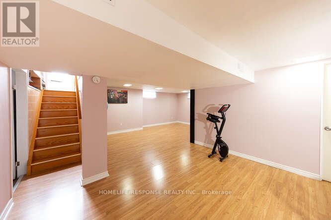 35 Parkdale Drive, Thorold, Ontario  L2V 2N5 - Photo 22 - X12358923