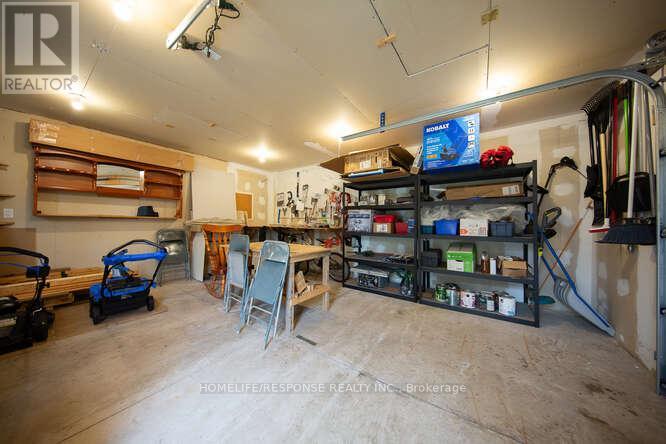 35 Parkdale Drive, Thorold, Ontario  L2V 2N5 - Photo 33 - X12358923