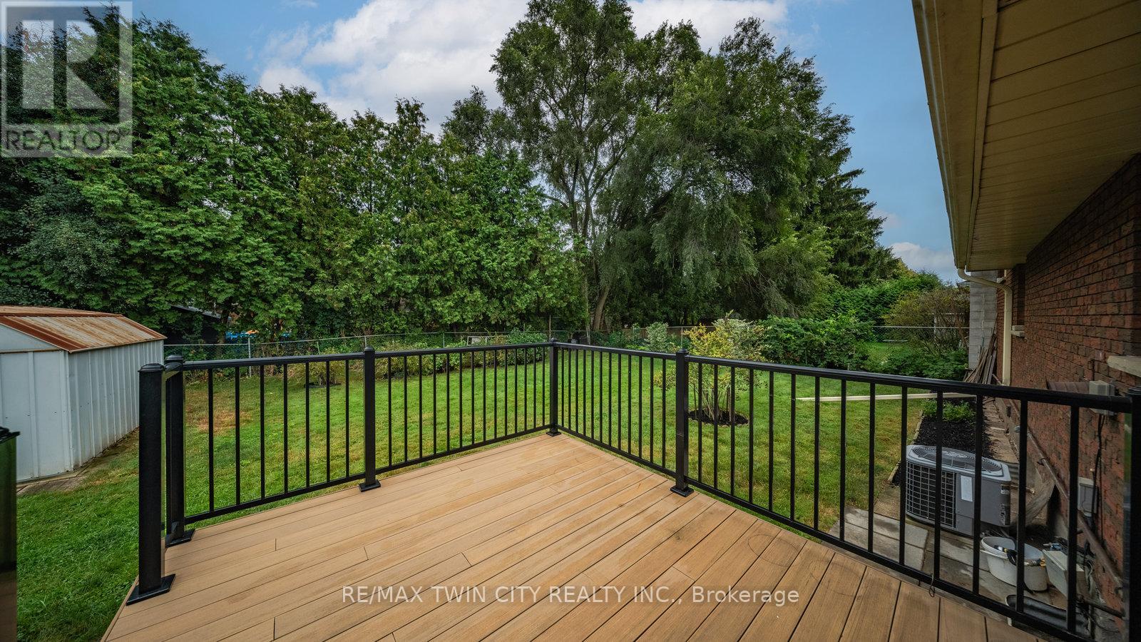 25 Kensington Avenue, Brantford, Ontario  N3R 3N6 - Photo 27 - X12358974