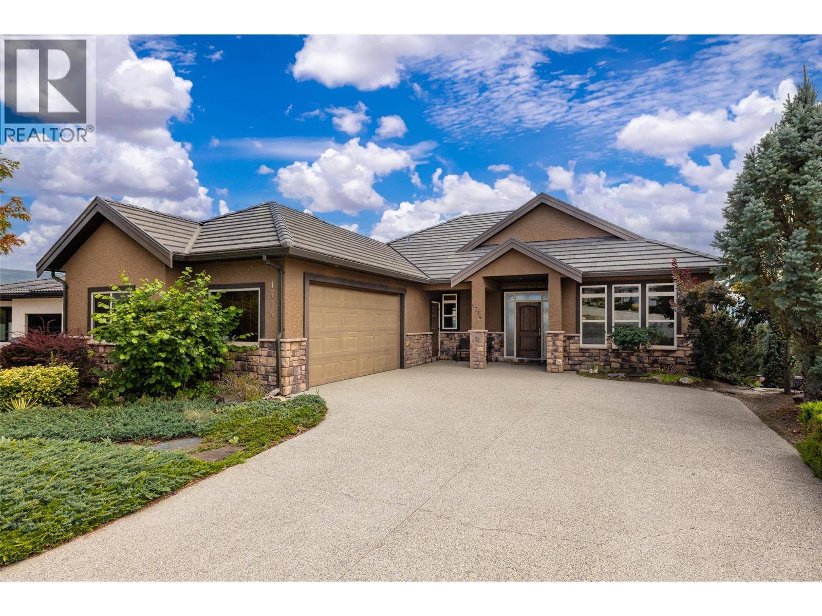 1714 Capistrano Peaks Crescent, Kelowna, British Columbia  V1V 2Z3 - Photo 2 - 10360332