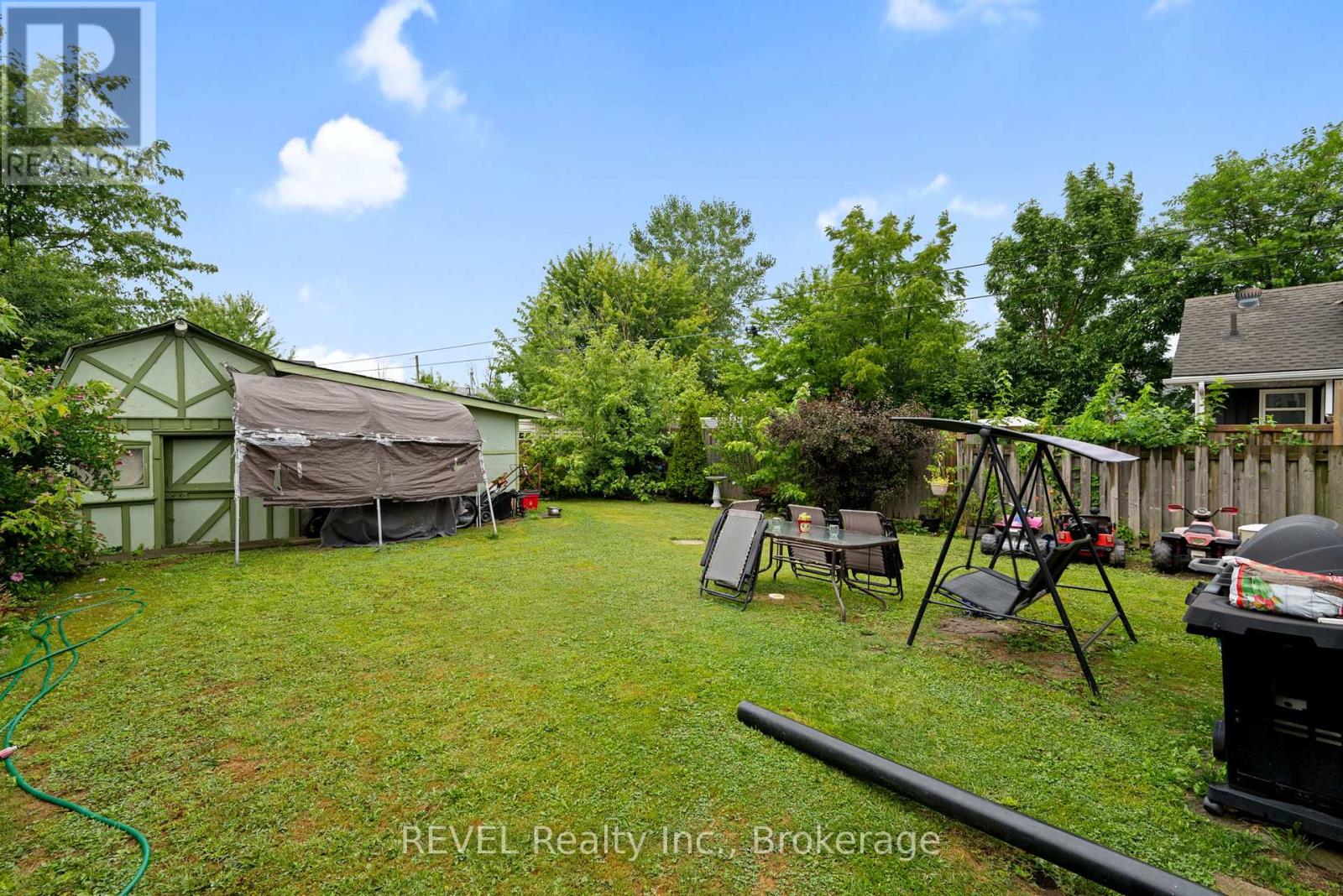 42 Douglas Street, Fort Erie, Ontario  L2A 3W5 - Photo 25 - X12359090