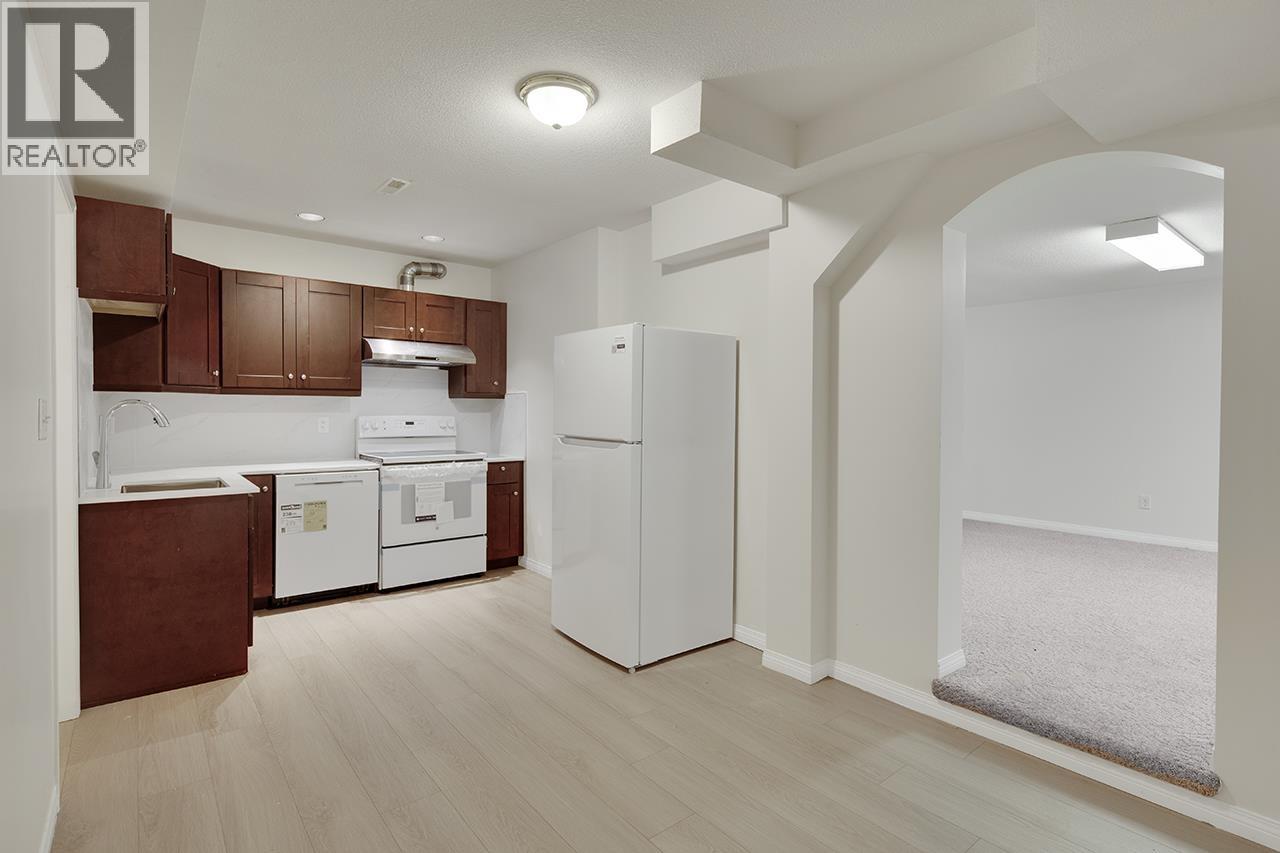 2977 Robson Drive, Coquitlam, British Columbia  V3E 2S5 - Photo 3 - R3039629