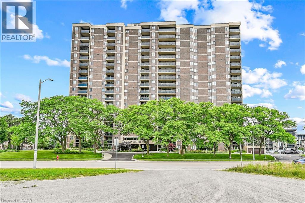 301 Frances Avenue Unit# 1406, Stoney Creek, Ontario  L8E 3W6 - Photo 2 - 40762033