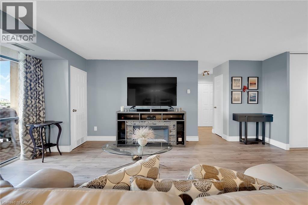 301 Frances Avenue Unit# 1406, Stoney Creek, Ontario  L8E 3W6 - Photo 11 - 40762033