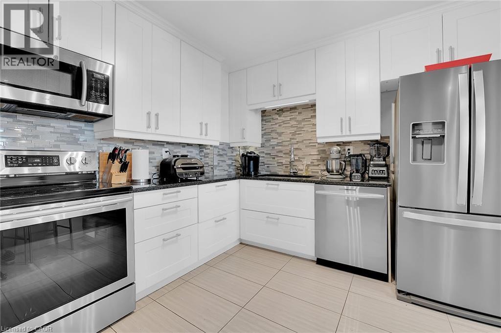 301 Frances Avenue Unit# 1406, Stoney Creek, Ontario  L8E 3W6 - Photo 14 - 40762033