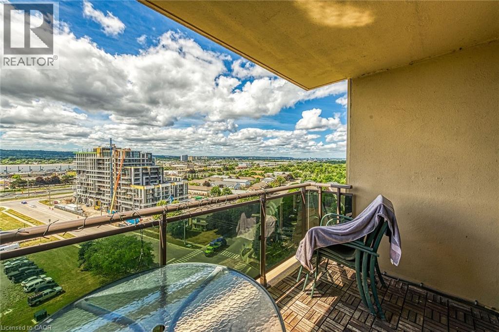 301 Frances Avenue Unit# 1406, Stoney Creek, Ontario  L8E 3W6 - Photo 27 - 40762033