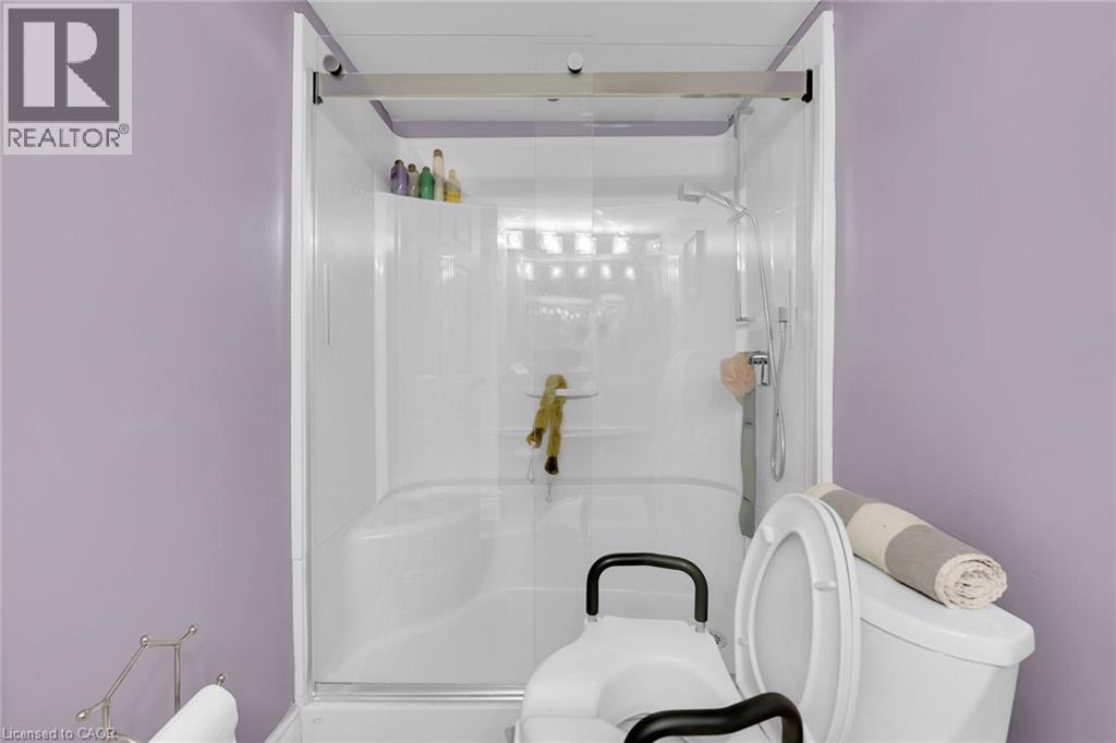301 Frances Avenue Unit# 1406, Stoney Creek, Ontario  L8E 3W6 - Photo 22 - 40762033
