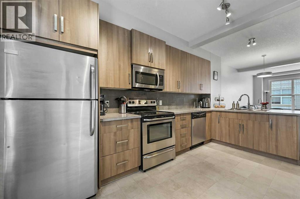 Property at 37 New Brighton Point SE image 4