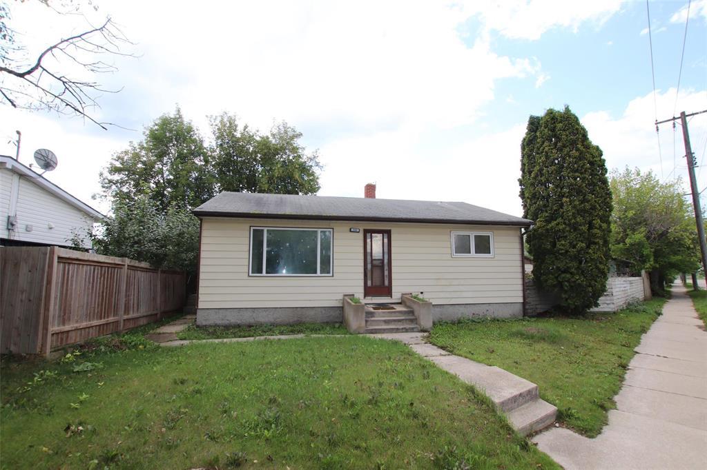 368 Lathin Avenue, The Pas, Manitoba