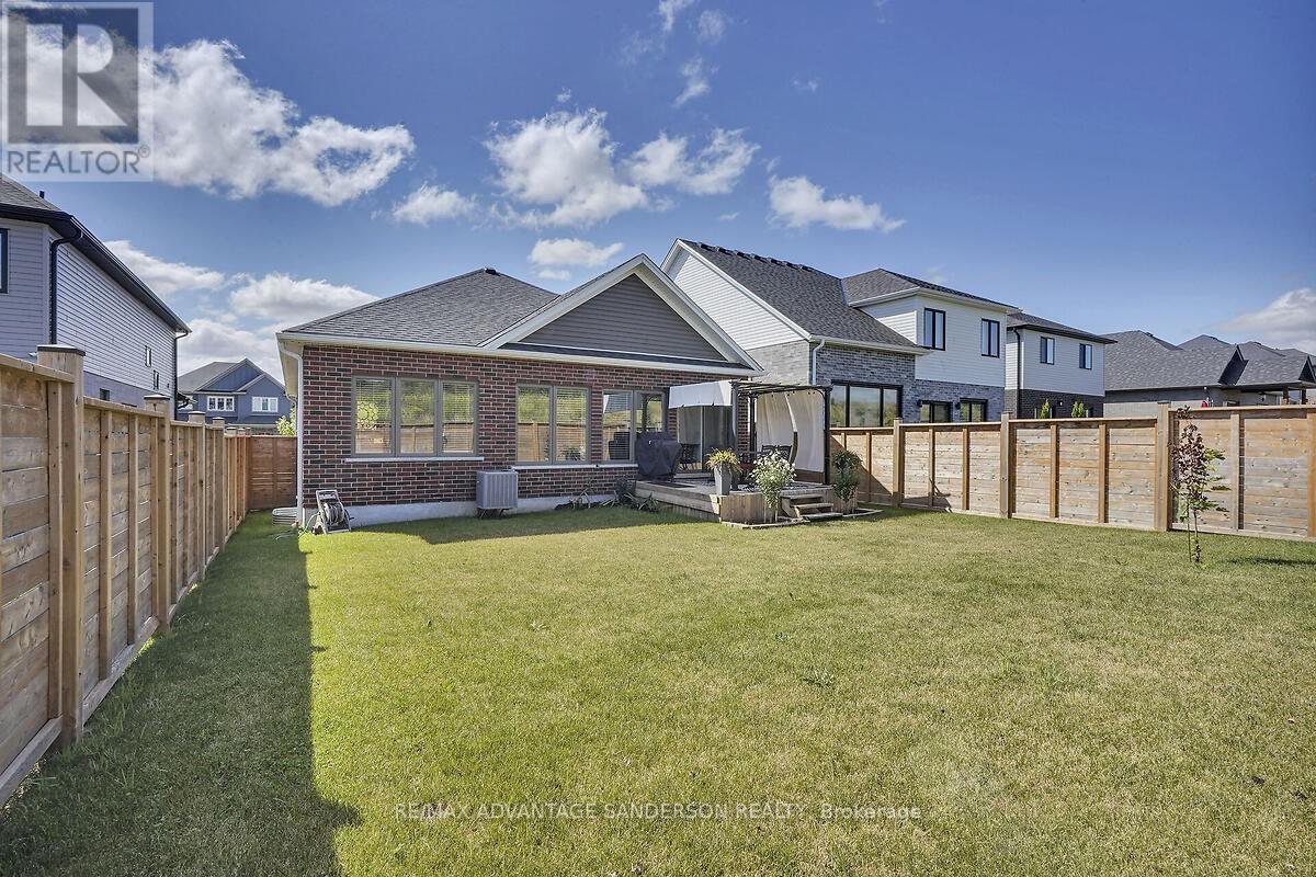 42 Bowman Drive, Middlesex Centre, Ontario  N0M 2A0 - Photo 42 - X12359120