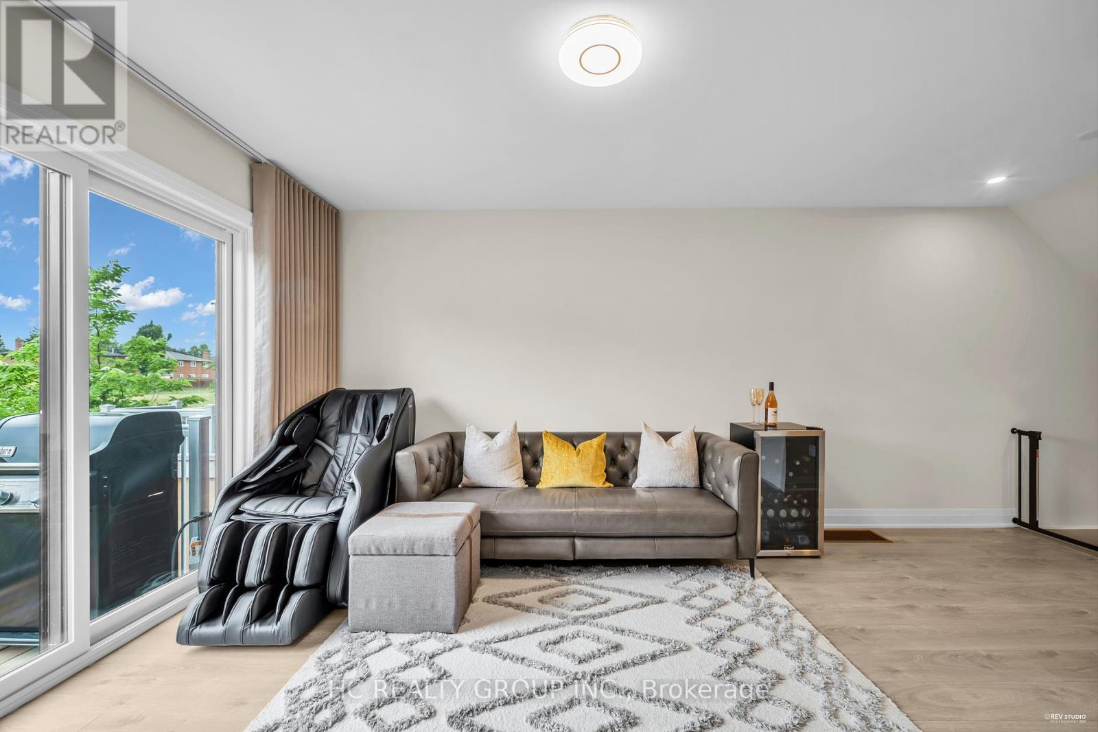 Property at 41 MCCONAGHY COURT image 5