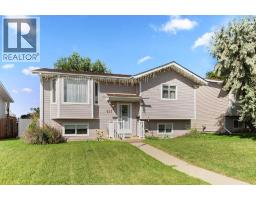614 7 Street Se, Redcliff, Ca