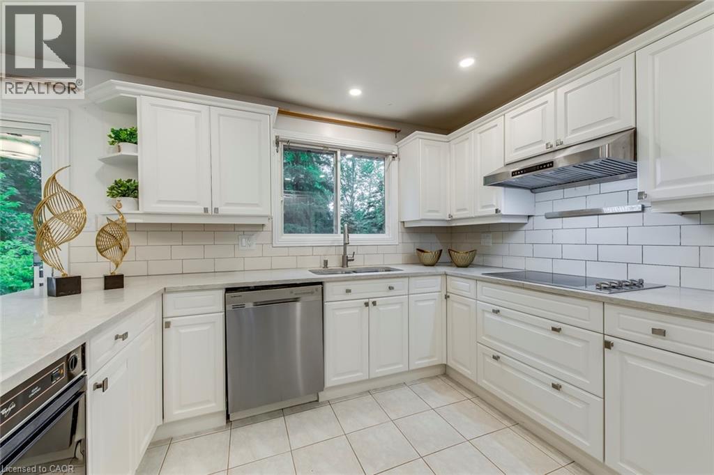 170 Cavendish Court, Oakville, Ontario  L6J 5S2 - Photo 14 - 40760338