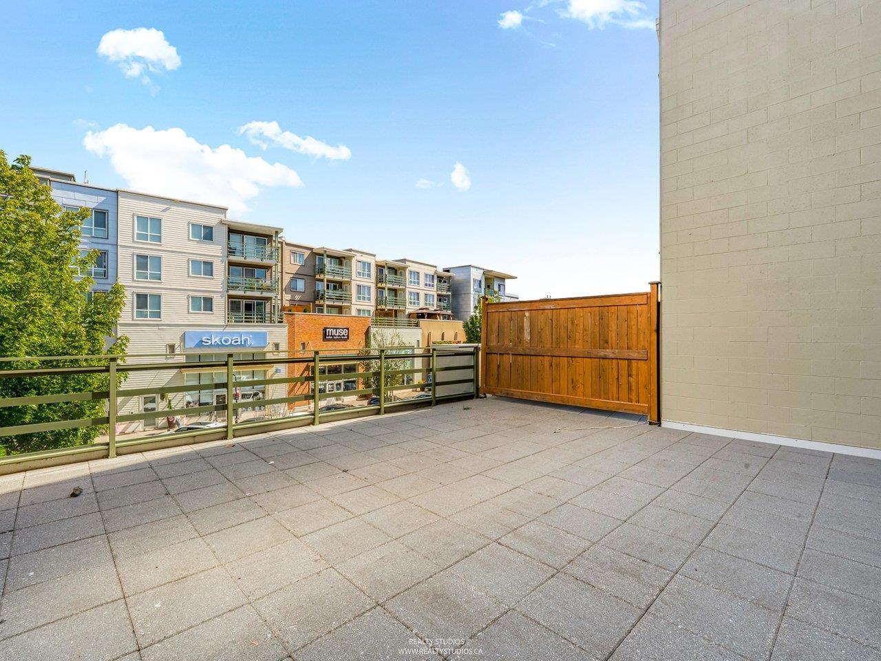 414 15735 Croydon Drive, Surrey, British Columbia  V3Z 2L5 - Photo 26 - R3039630