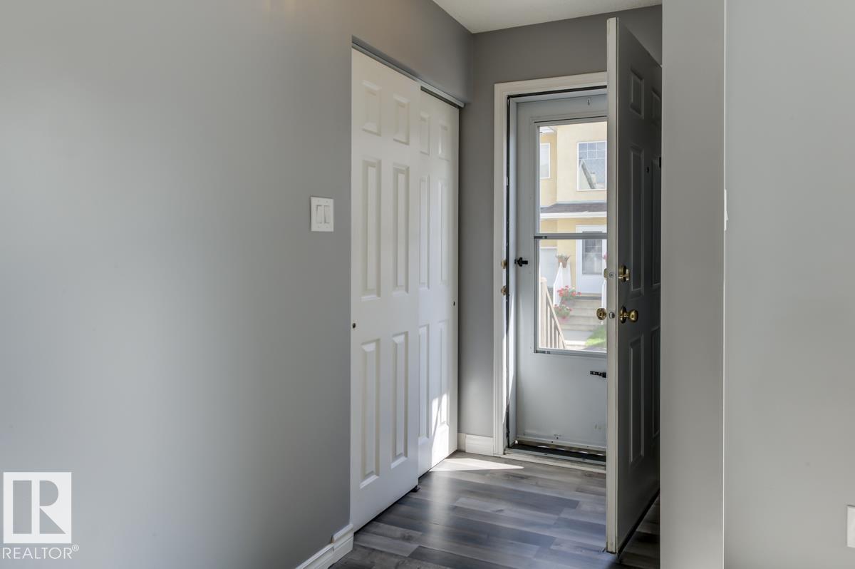 Property at 14659 52 ST NW image 3
