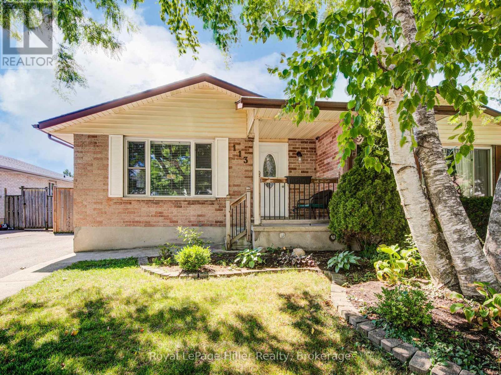113 Falstaff Street, Stratford, Ontario  N5A 3T6 - Photo 3 - X12359122