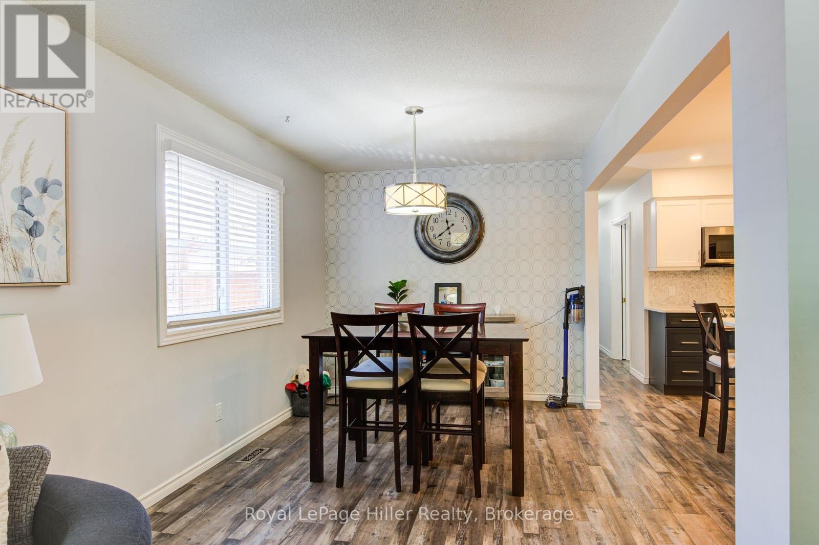 113 Falstaff Street, Stratford, Ontario  N5A 3T6 - Photo 9 - X12359122