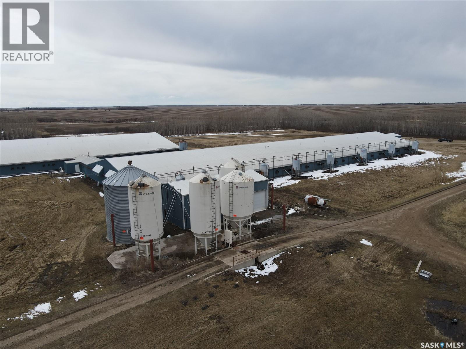 Kelsey Barn, Star City Rm No. 428, Saskatchewan  S0E 2A0 - Photo 2 - SK016385