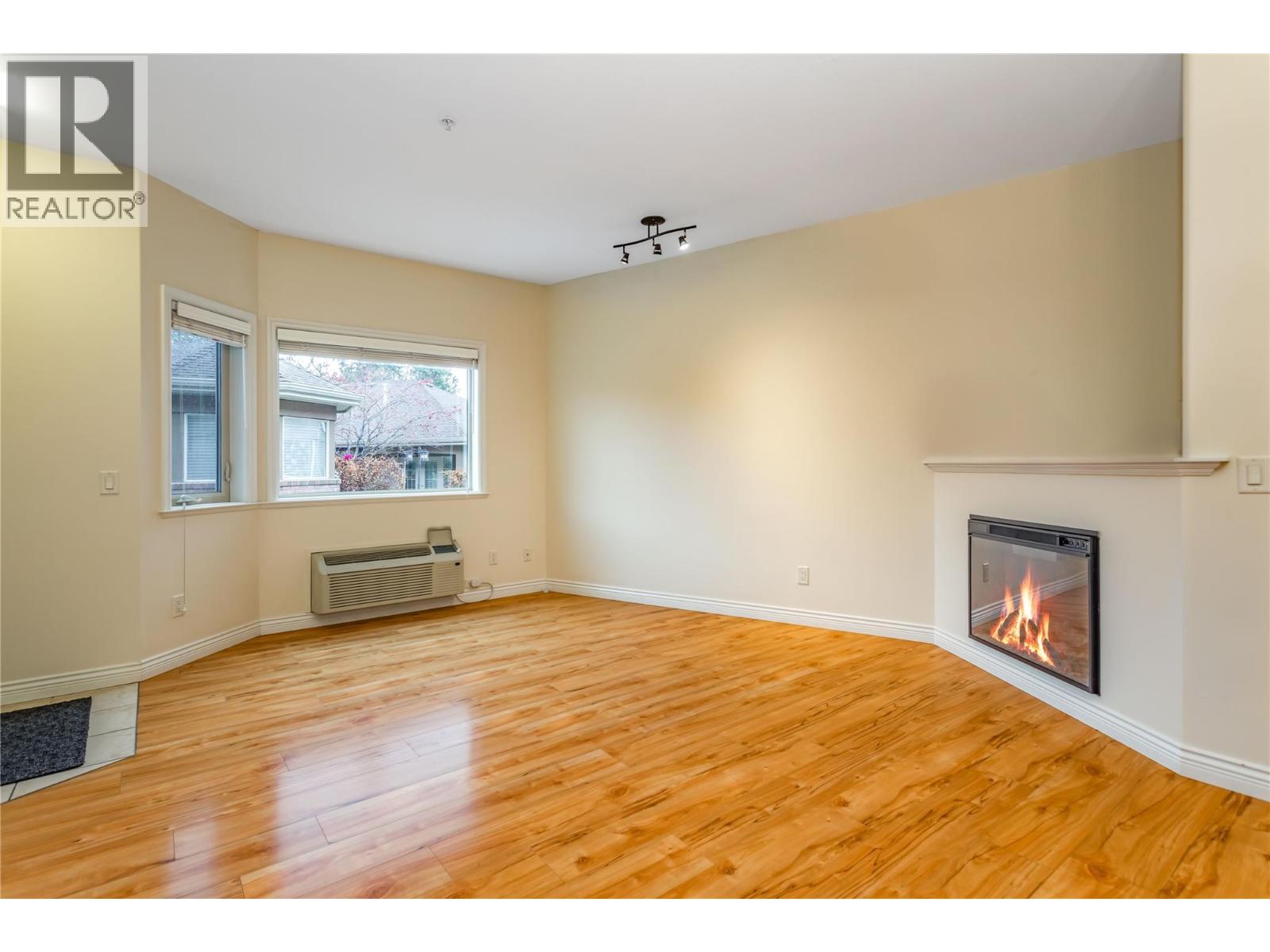 4433 Gordon Drive Unit# 117, Kelowna, British Columbia  V1W 1S9 - Photo 6 - 10360234