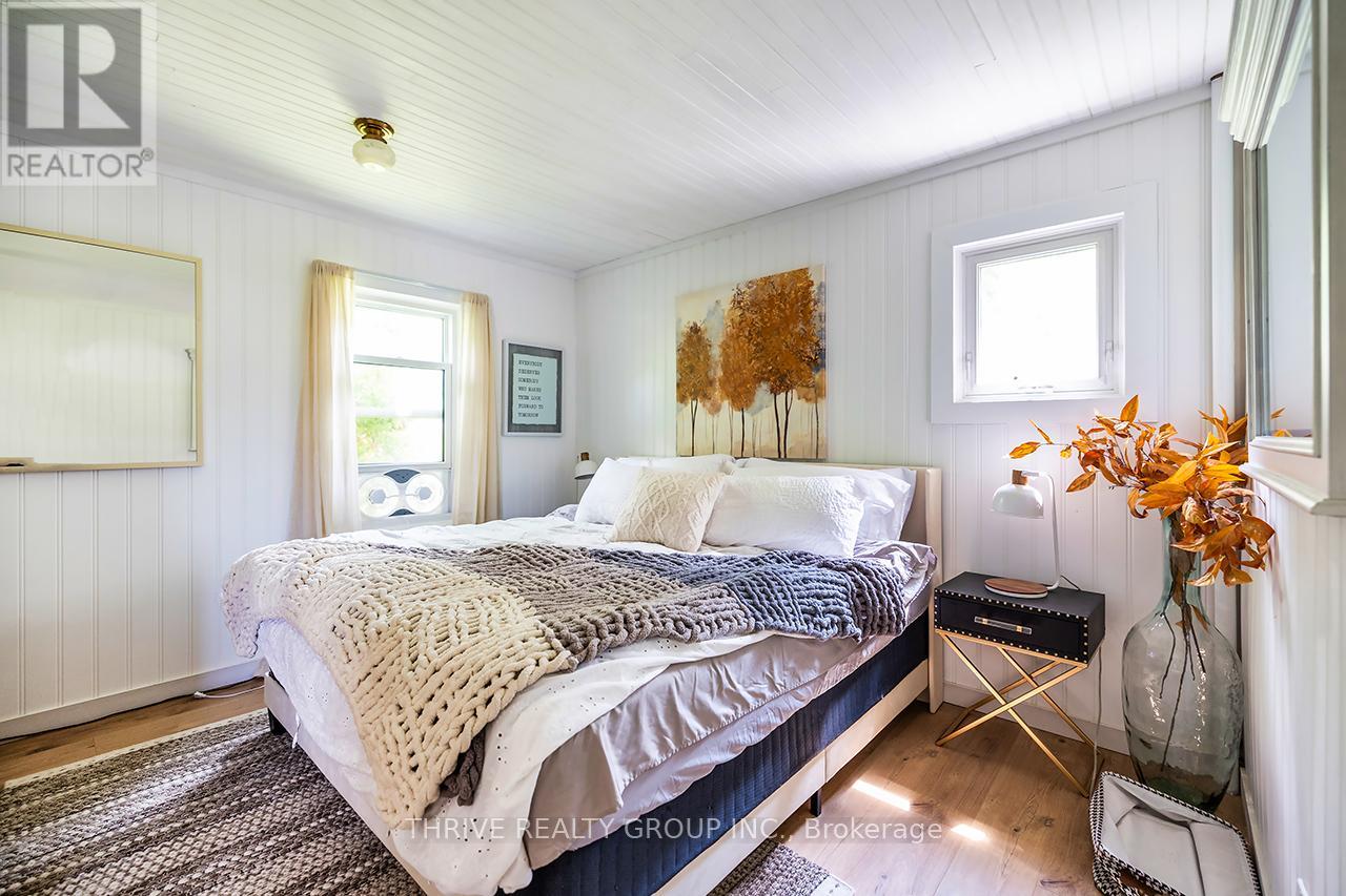 66 Bridge Street, Addington Highlands, Ontario  K0H 1L0 - Photo 10 - X12359172