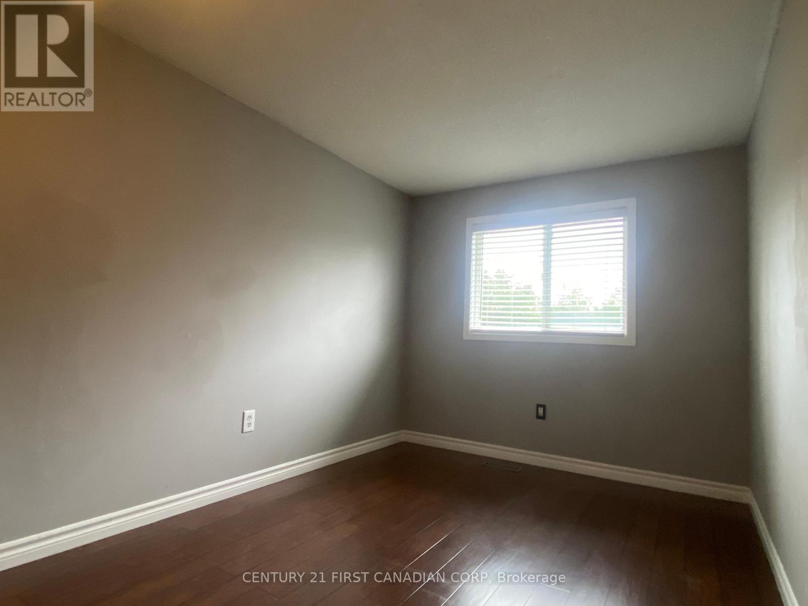53 - 50 Chapman Court, London North, Ontario  N6G 5E1 - Photo 10 - X12359252