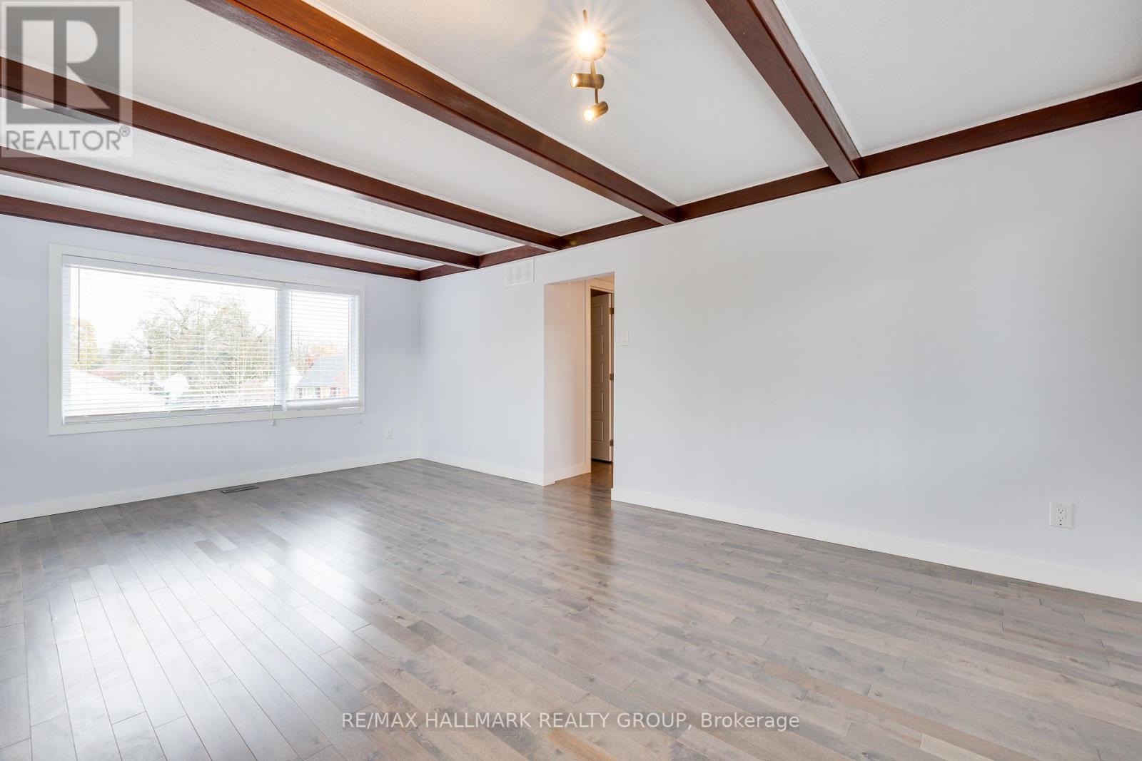 900 Wingate Drive, Ottawa, Ontario  K1G 1S5 - Photo 21 - X12359188